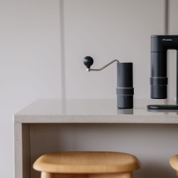 ARCO 2w1 - młynek ze stojakiem