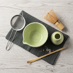 Matcha set 4Barista (light green) – zestaw z ceramiki do przygotowywania herbaty matcha 