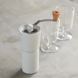 Hario Simply Ceramic - młynek do kawy
