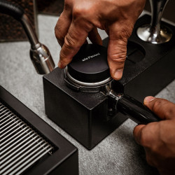 La Pavoni Leveler – Profesjonalny dystrybutor kawy (czarny)