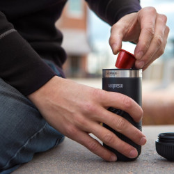 Przenośny ekspres Wacaco Nanopresso (czarny) + Nespresso adapter