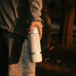 Outin Fino - elektryczny młynek do kawy (Sandstone white)