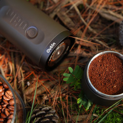 Outin Fino - elektryczny młynek do kawy (Tundra Brown)